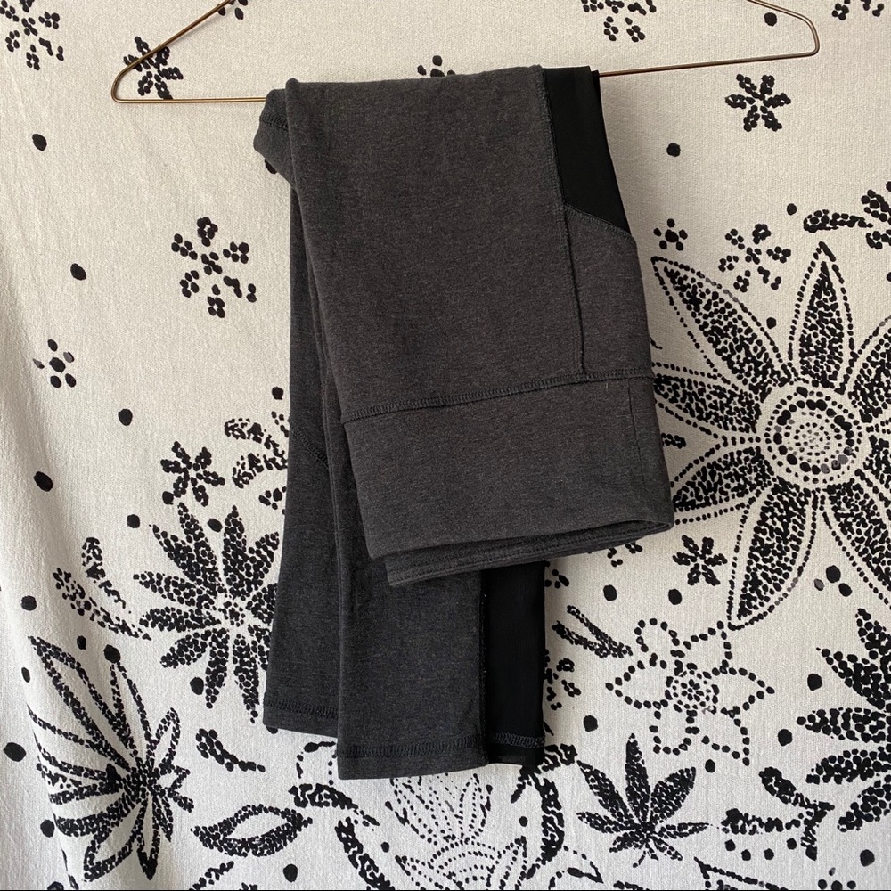 Forever 21 capri mesh workout leggings